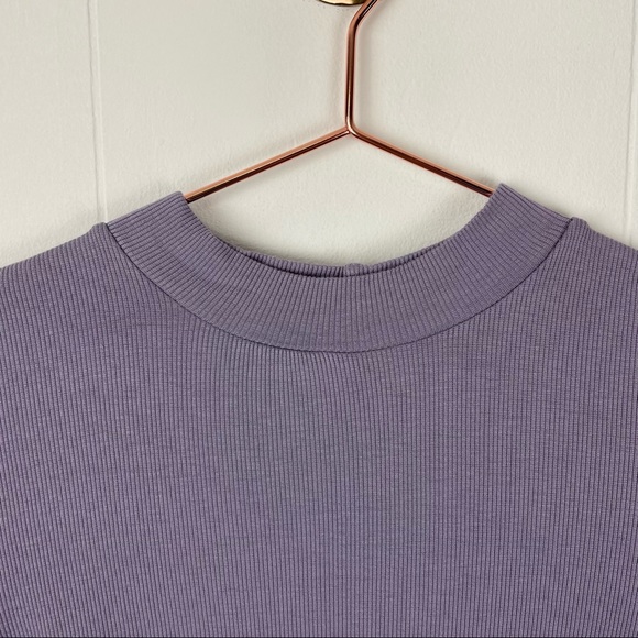 H&M DIVIDED Lilac Ribbed Mockneck Long Sleeve Crop Top - Picture 3 of 8